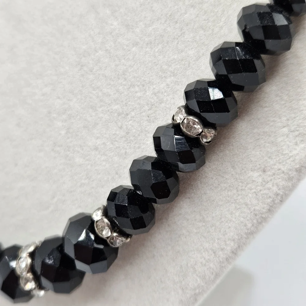 VINTAGE Faceted Black Glass and Rhinestone Beaded Strand Necklace Magnetic Back